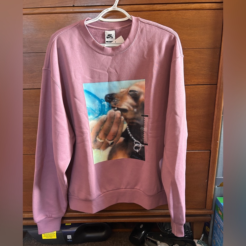 Nike SB “Dog Drinking Water” Crewneck Sweatshirt